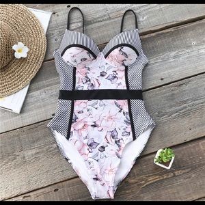 New One piece swimsuit